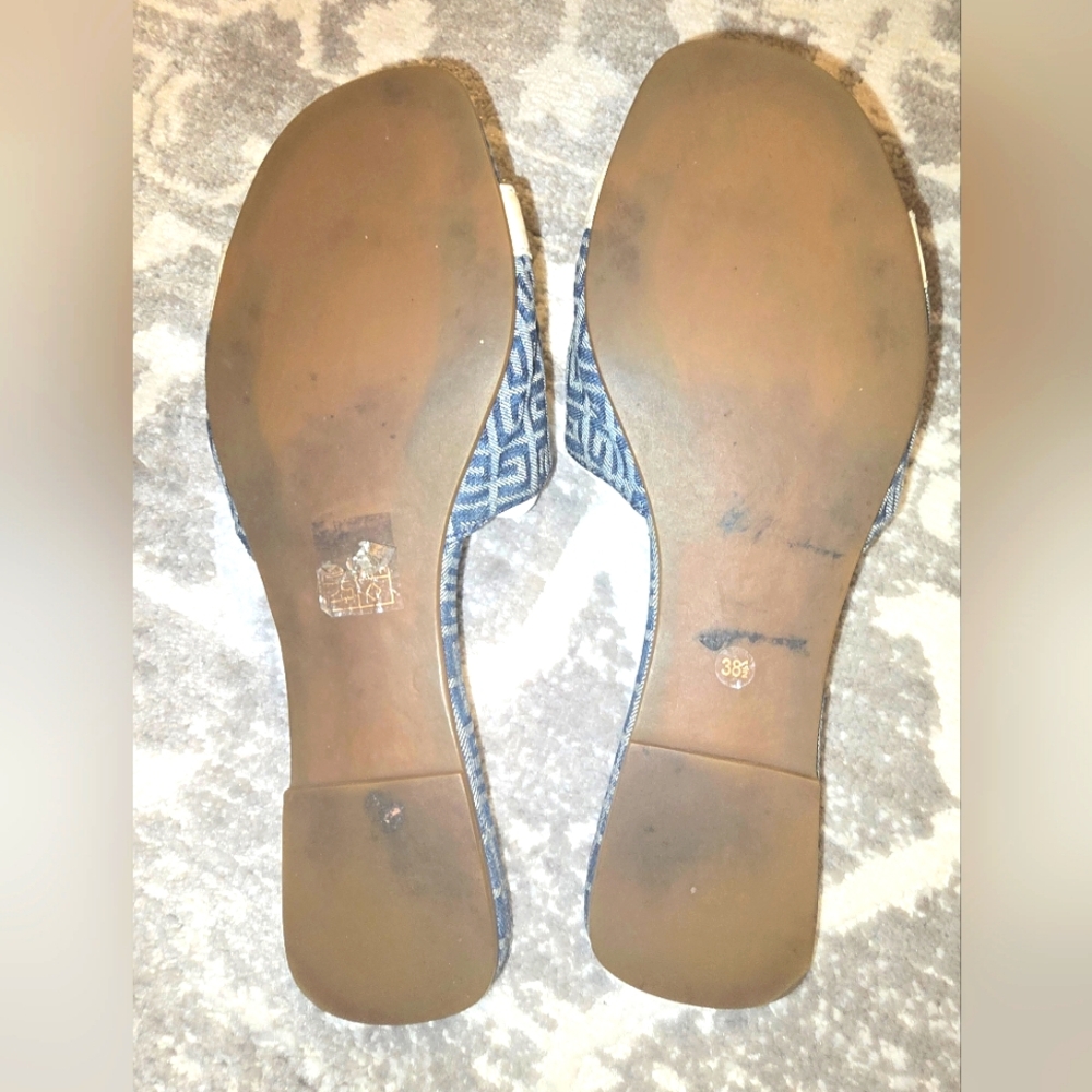Givenchy flat slides. Size 38,5 - Picture 8 of 11